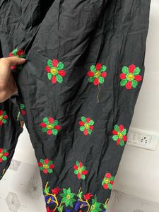 Embroidered Palazzo Pants 🖤🖤