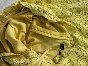 ✨ Zara Women’s Mustard Yellow Lace Midi Dress 💛