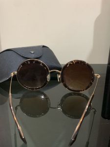 Stylish Round Sunglasses with Leopard Print Accent
