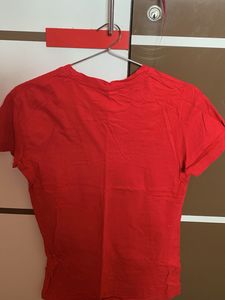 Red Graphic Print T-shirt