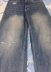 Distressed Wide Leg Jeans
