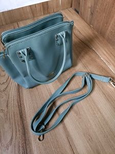 BAGGIT -Boggs Handbag - Stylish Everyday Bag