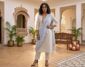 Elegant sky blue Ethnic Kurta Set with Dupatta