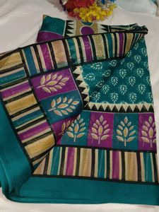 Vibrant Geometric Print Saree