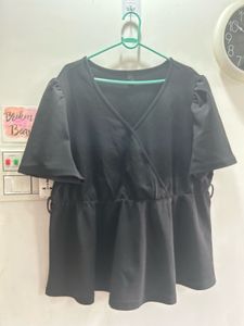 SHEIN CURVE Chic Black Wrap Top