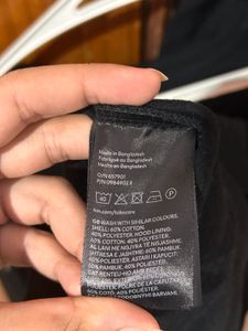 H&amp;M Black Zip-Up Hoodie