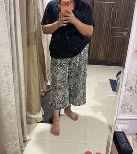 Stylish Printed cord Pants and top