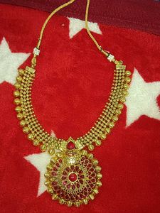Nceck Set