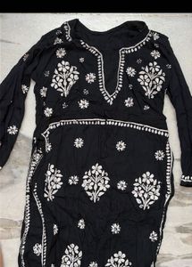 Elegant Black Embroidered Kurta