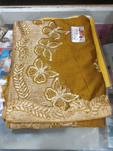 I want to sell Women Saree Just Wow