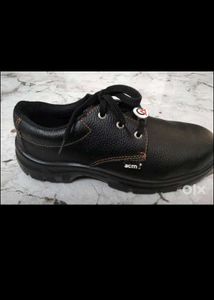 Acme Safety Shoes pls buy 😔