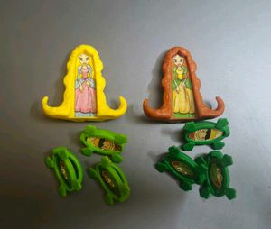 Set of 2 Princess Figure KinderJoy toys.