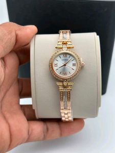 Elegant GUESS Women's Watch