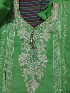 Elegant Green Kurta Pyjama Set with Dupatta