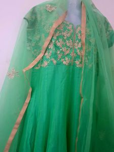 30% Discount. Brand NEW Grand Look Kurta Set