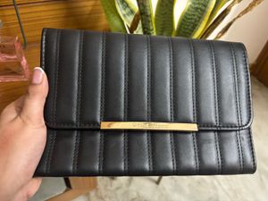 black sling bag