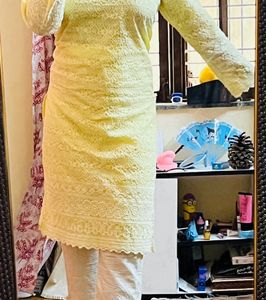 Sale ❗️Yellow Chikankari Kurti
