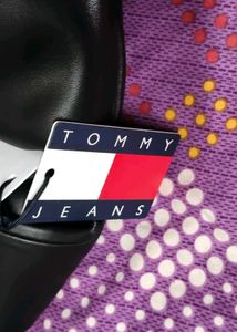 Tommy Jeans TJW City Girl Shoulder Bag