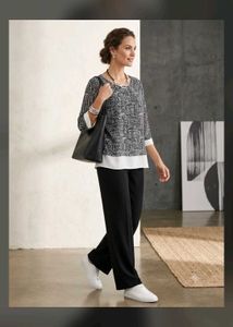 Stylish Geometric Print Top