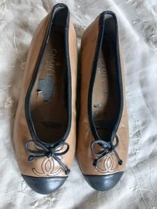 Authentic Chanel Ballet Flats pumps