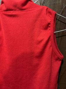 Red Sleeveless Collared Top