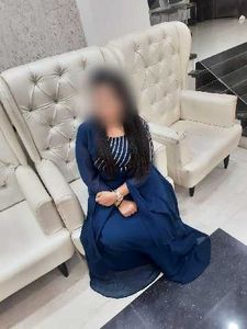 🇳🇿💫🎀Elegant Teal Blue Gown with Golden Stripes