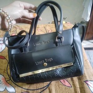 Stylish Black Handbag