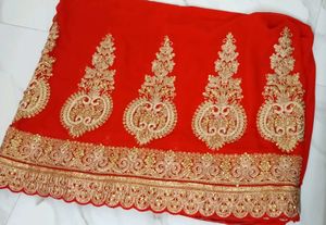 Exquisite Red &amp; Green Georgette Saree