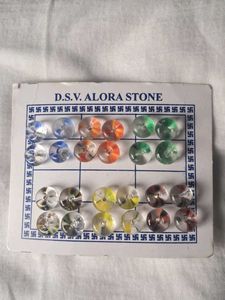 Pattern Shifting Colourful Studs