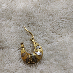 Gold replica earing