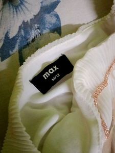 White Pleated Tunic with Layered Necklace