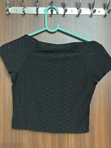 Square neck fitted crop top