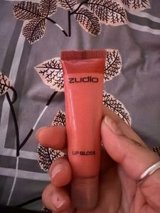 Zudio Lip Gloss - Peachy Shade
