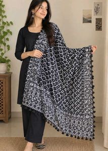 BLACK TASSELS DUPATTA 🩵