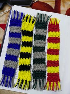 handmade crochet harry potter bookmark (set of 4)