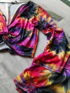 V-Neck Tie-Dye Twist Front Top
