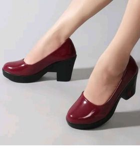 Chic Burgundy Wedge Heels