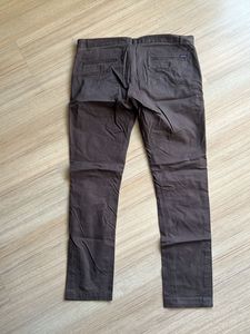 Cherokee Men's Brown Chinos