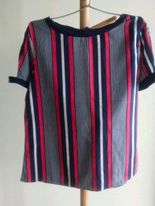 Striped Top With Back Open Style