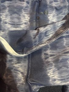 Stylish Blue Tie-Dye yoga leggings