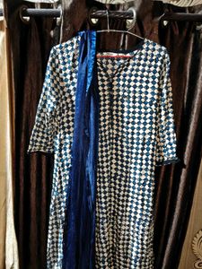 Blue &amp; White Printed Kurta and dupata