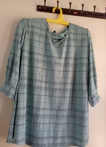 Stylish Blue Plaid 3/4 Sleeve Top | size 3XL