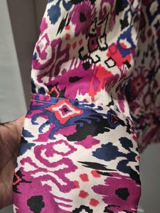 Pluss Vibrant Printed Collared Button-Down Shirt
