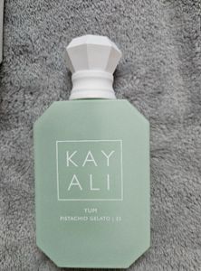 Kayali Yum Pistachio Gelato |33