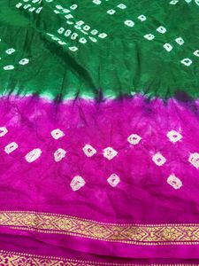 Green &amp; Pink Bandhani Saree