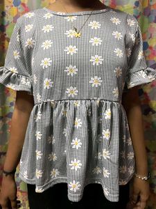 Checked Daisy Flutter Sleeve Peplum Top