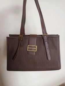 Chic Brown Shoulder Bag