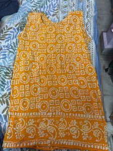 Yellow Printed Sleeveless Kurta