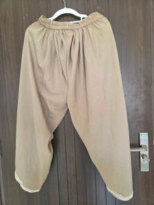 Elegant Taupe Co-ords set with Lace Detail L size
