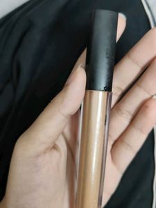 Concealer Duo: Maybelline(Medium) &amp; Oshea(Caramel)